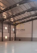 Store + Offices and Showroom  | Birkat Al Awamer - Warehouse in East Industrial Street
