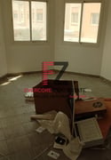 4 BHK | Apartment with maintenance. - Compound Villa in Souk Al gharaffa