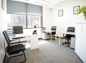 Premium serviced office spaces for rent located near Metro station - Office in Barwa Towers