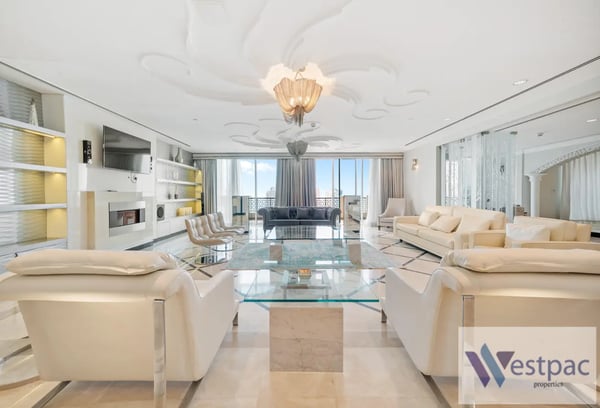 Spacious Penthouse with Stunning View in The Pearl - Penthouse in Viva West