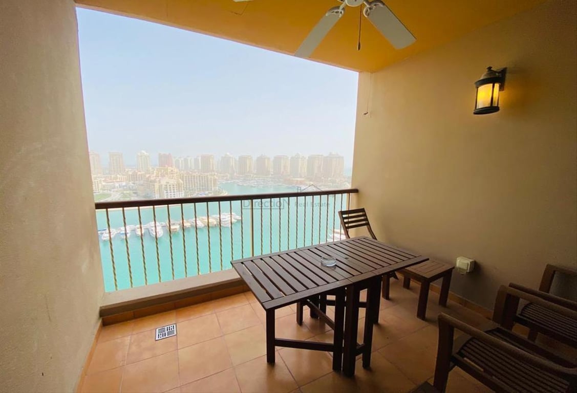 FULL MARINA VIEW | 2 BHK FF | BALCONY - Apartment in West Porto Drive