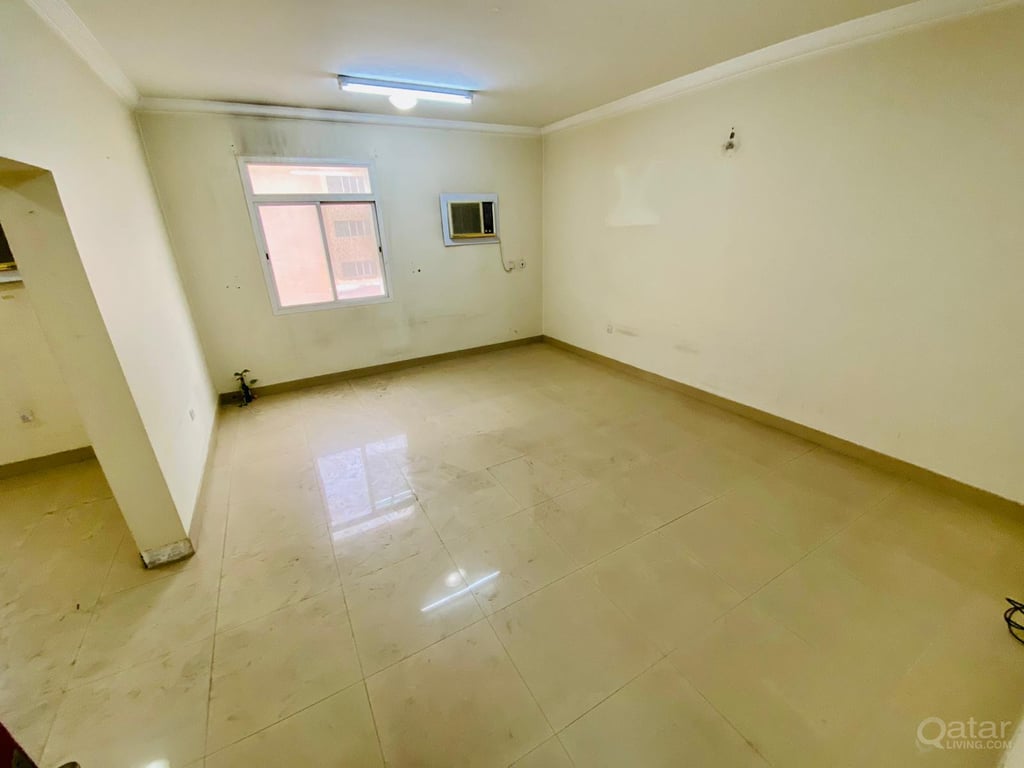 Un/Furnished 3Bedroom Apartment For Rent located in Najma - Apartment in Najma