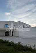 BRAND NEW MAJESTIC MANSION FOR SALE - Villa in Hazm Al Markhiya