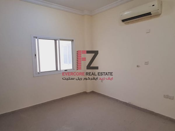 04 Bedrooms| Flat | for staff | Al Muntazah - Apartment in Hiteen Street