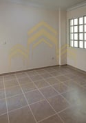 Unfurnished Apartment with Small Balcony - Apartment in Anas Street