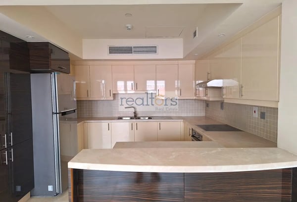 Gorgeous 02 Bedroom Apartment | 1 month free - Apartment in Teatro