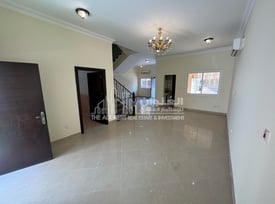 Unfurnished 4 B/R Secure Compound | 1 MONTH FREE - Villa in Souk Al gharaffa