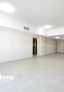 NEAR METRO STATION | SPACIOUS 3BR APT. - Apartment in Al Khalidiya Street