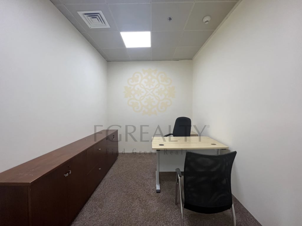 Small Mezzanine Ready Fully Furnished Office  - Office in West Bay