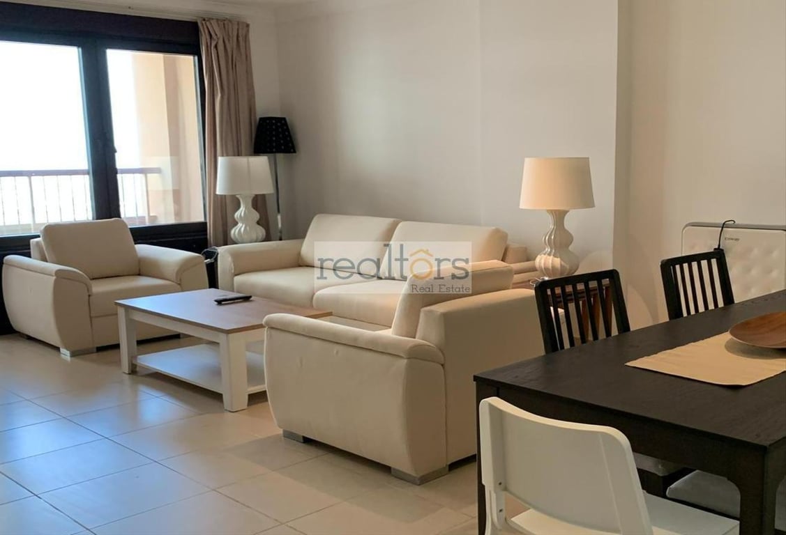 Adorable 1 Bedroom Fully Furnished in Porto Arabia - Apartment in East Porto Drive