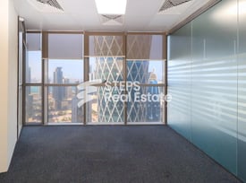 Prestigious Offices Space with Panoramic Views - Office in West Bay