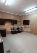 Unfurnished 5Bedroom Standalone Villa with Pool - Villa in Al Duhail North
