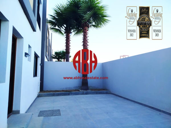 BRAND NEW 5BDR + OFFICE | BACKYARD | WOW AMENITIES - Villa in La Villa D' Este