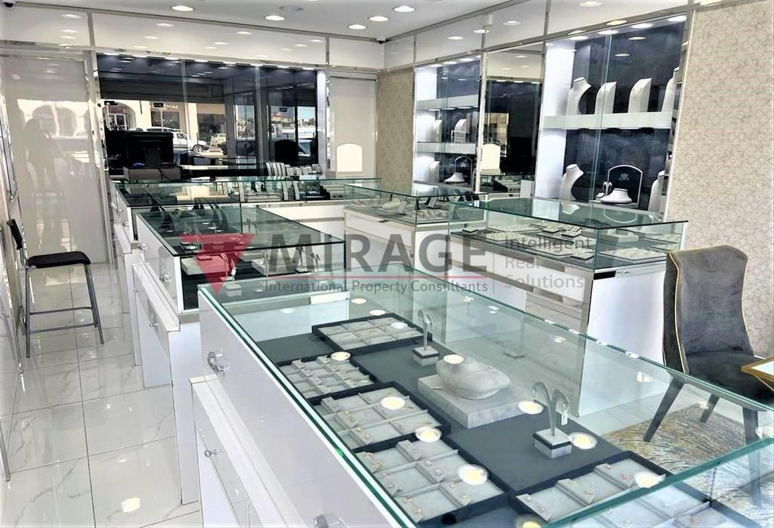 Jewelry shop for sale in Al Khor - Shop in Al Khor