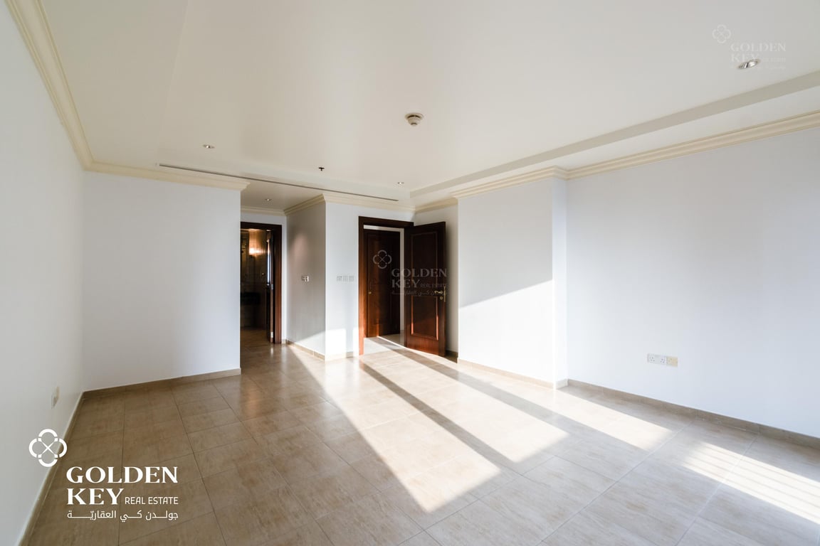 Bills Included ✅ Large Layout | Balcony | Upgraded - Apartment in Porto Arabia