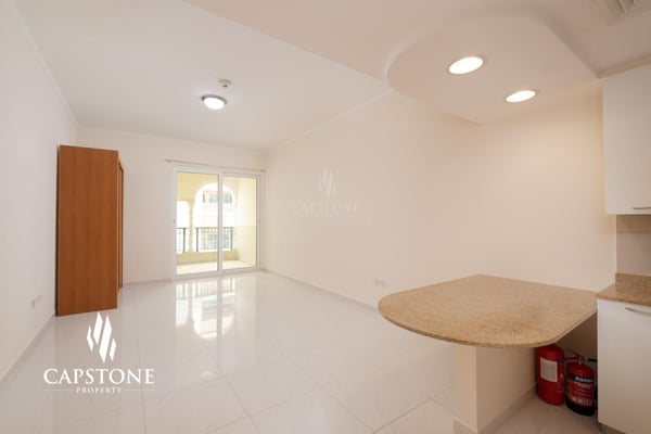 Beach Access | Lowest Rate | Semi-furnished Studio - Apartment in Viva Bahriyah