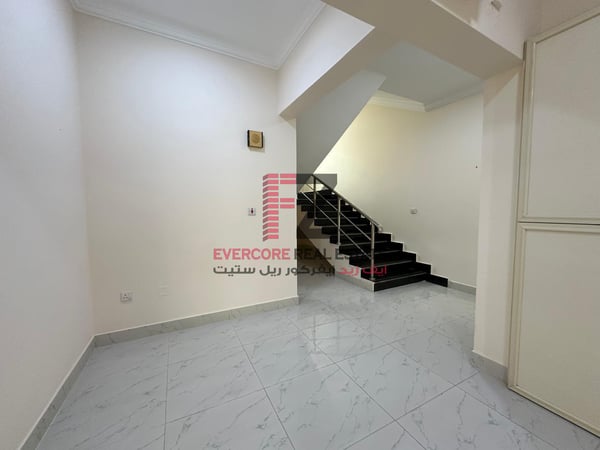 Compound villa| 04 BR & 04 Baths|1 month free - Villa in Souk Al gharaffa