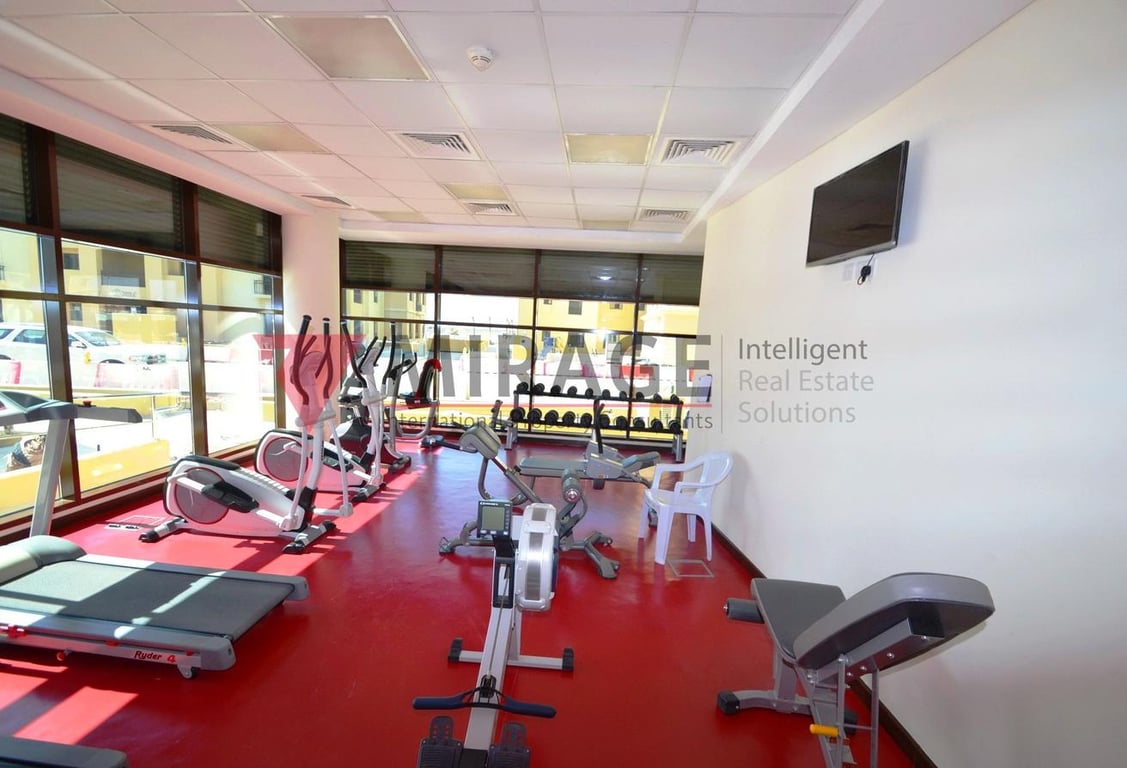 Ground floor studio in Lusail with pool and gym