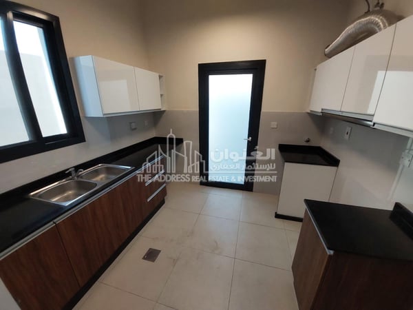 Spacious  UF 3BR Villa in a Peaceful Compound - Villa in Souk Al gharaffa