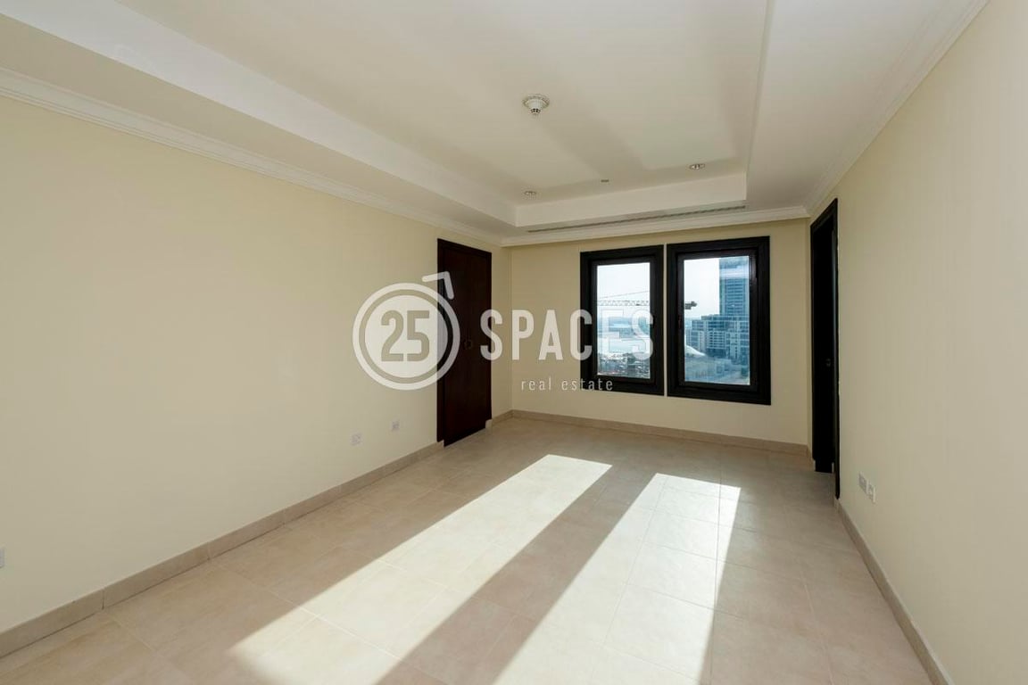 Three Bdm Apt. with Spacious Balcony in Porto - Apartment in West Porto Drive