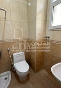 ELEGANTLY FURNISHED 2BR NEAR LANDMARK MALL - Apartment in Duhail Villas