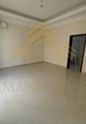 Unfurnished Standalone Villa with Deluxe Finishing - Villa in Wadi Al Markh