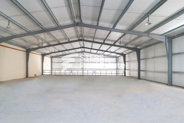 1,000 SQM Storage & Rooms for Rent - Warehouse in East Industrial Street