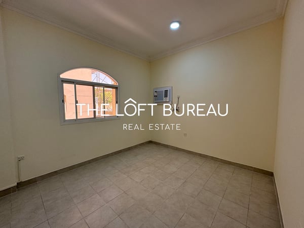 NICE APT 3 BEDROOMS !! UNFURNISHED - Apartment in Al Wakra