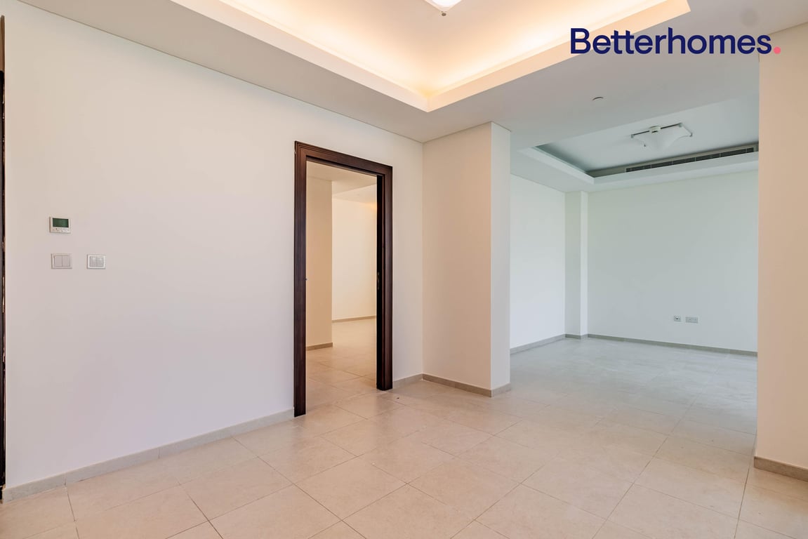 Furnished 1BR Apartment in Viva Bahriya For Rent - Apartment in Viva West