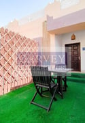 Lovely Two BR Townhouse Villa with Private Yard - Townhouse in Al Azizia Street