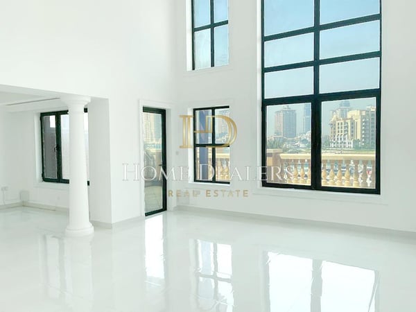 Amazing 4BR + Maids Room Duplex in Porto Arabia - Townhouse in West Porto Drive