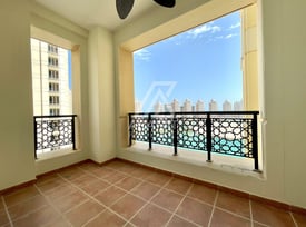 Breathtaking FF Studio with view | in Pearl | Rent - Apartment in Viva Bahriyah