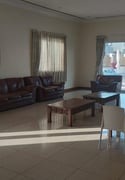 Semi-Furnished Villa for rent - Villa in Salwa Road