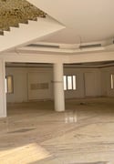BRAND NEW 9 BEDS VILLA IN RAWDAT HAMAMA - Villa in Rawdat Al Hamama