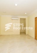 5BHK Compound Villa for Executive Staff - Compound Villa in Umm Al Seneem Street