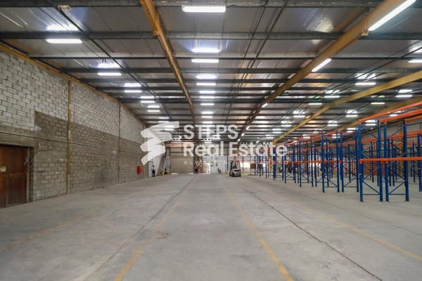 1500 SQM Covered Warehouse in Industrial - Warehouse in Industrial Area 4