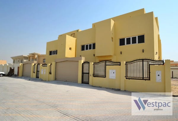 Exquisite 7 BR Villa for Rent in Al Duhail - Villa in Al Duhail North