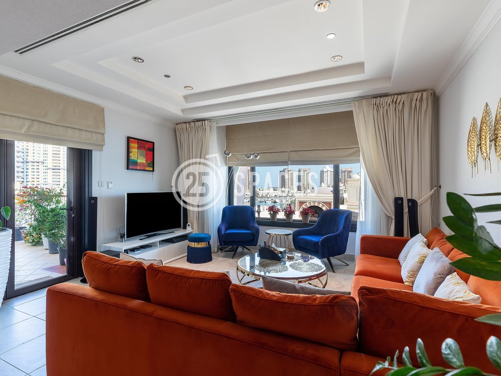 Two Bdm Apartment w/ Marina Views in Porto Arabia