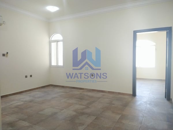 SPACIOUS 6BR ATTACHED VILLA - MATAR QADEEM - Villa in Old Airport Road