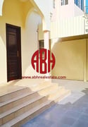 HUGE FRONT YARD | 4 BEDROOMS VILLA | NEAR TO BEACH - Villa in Al Wakra