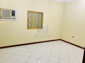 UNFURNISHED 3 BEDROOMS APARTMENT + FACILITIES - Apartment in Madinat Khalifa