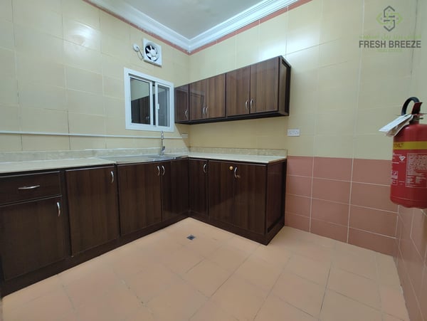 Unfurnished {2bhk} Apartment For Family - Apartment in Al Mansoura