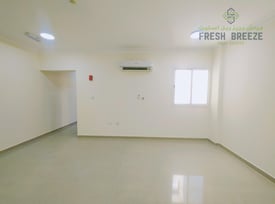 Unfurnished 2bhk Double master bedroom for family - Apartment in Fereej Bin Omran