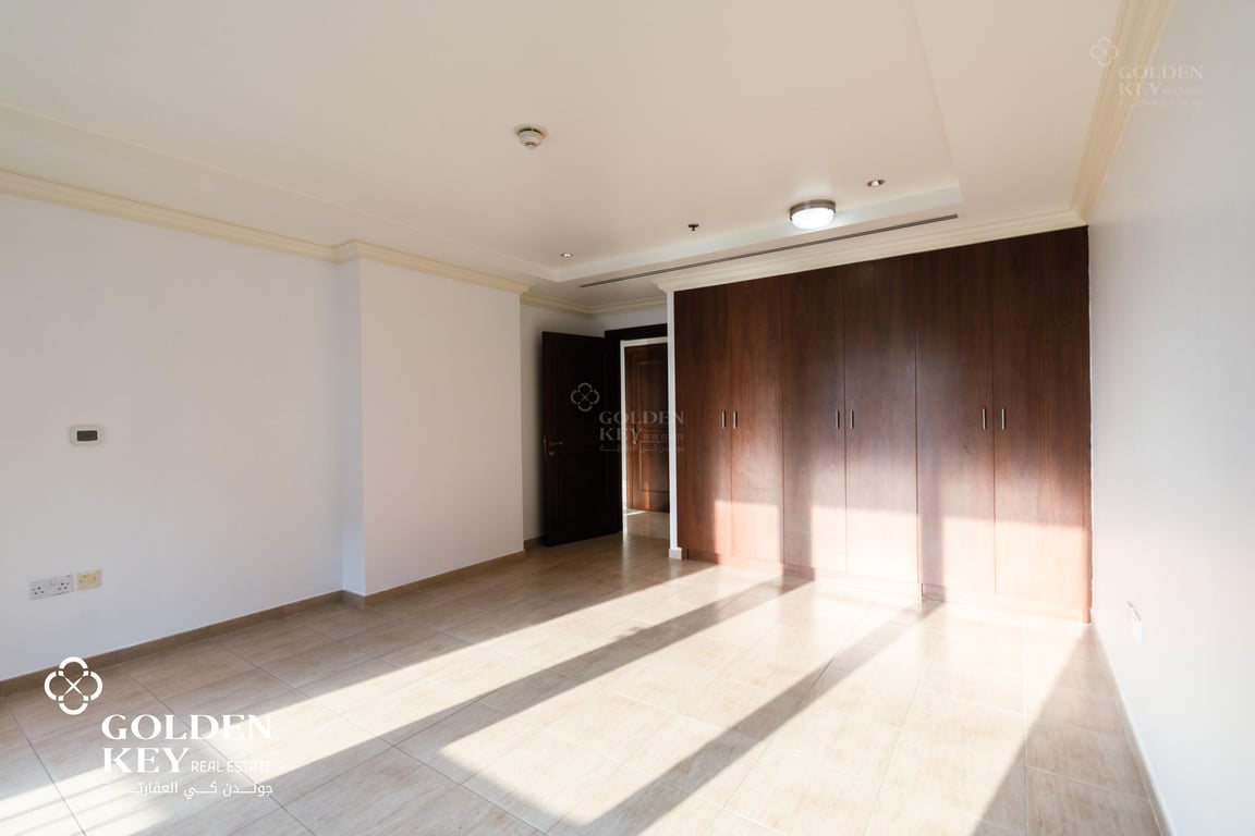 Bills Included ✅ Large Layout | Balcony | Upgraded - Apartment in Porto Arabia