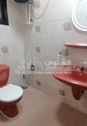 Serene Unfurnished 2-Bedrooms near Muntaza Park - Apartment in Al Muntazah Street