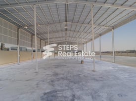 4000 SQM Open Shade Warehouse | Birkat Al Awamer - Warehouse in East Industrial Street