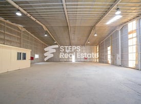 Huge Open Yard with 750 SQM Store & Rooms - Warehouse in Industrial Area