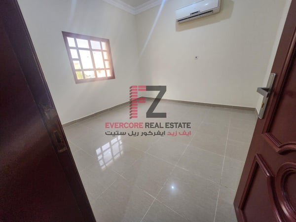 Spacious Standalone Villa| 5 Bedrooms| Front Yard - Villa in Ain Khaled