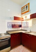 Lovely Two BR Townhouse Villa with Private Yard - Townhouse in Al Azizia Street