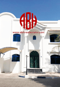 OUTSTANDING  5 BEDROOMS VILLA | AMAZING AMENITIES - Villa in Al Nuaija Street